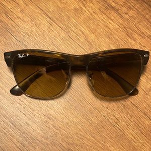 RAY-BAN RB 4175 Polarized Clubmaster Oversized sunglasses / no case